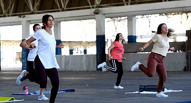 Muratpaşa'da 16 noktada ücretsiz step, zumba ve pilates kursları başlıyor