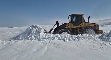 Muş'ta 32 köy yolu ulaşıma açıldı