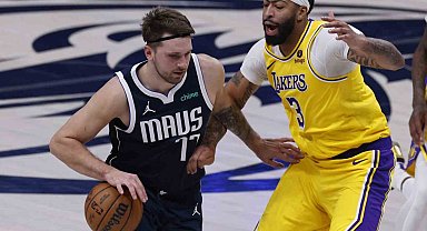 NBA'de Lakers, Luka Doncic'i kadrosuna kattı, Anthony Davis'i Dallas'a gönderdi