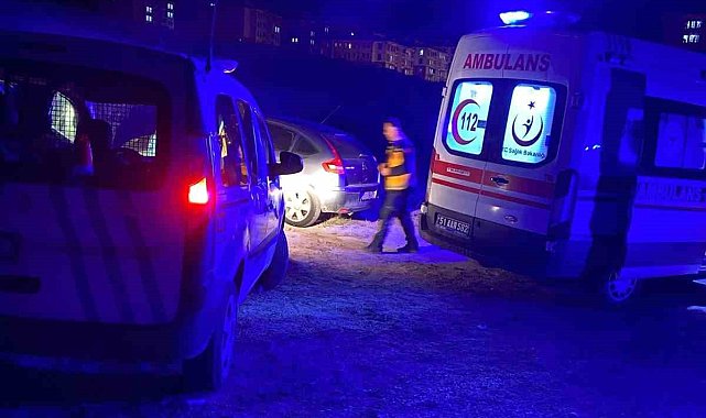 Niğde'de bir kişi aracının içerisinde ölü bulundu