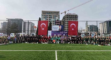 Nilüfer Kız Cup 2025'in şampiyonu Ufukspor