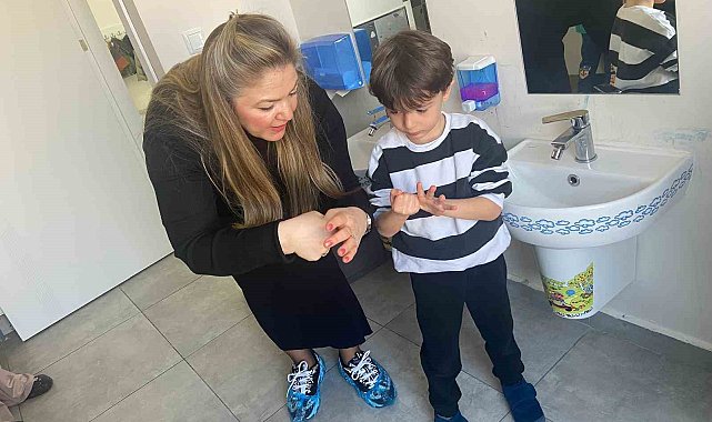 Odunpazarı Belediyesi ve Acıbadem'den miniklere enfeksiyon eğitimi