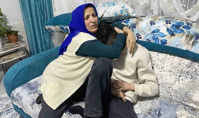 Oğlu tik rahatsızlığına yakalanan annenin feryadı: "Yavrum gözlerimin önünde eriyor"