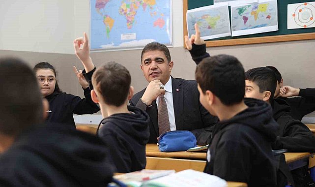Öğrencilere Vali sürprizi