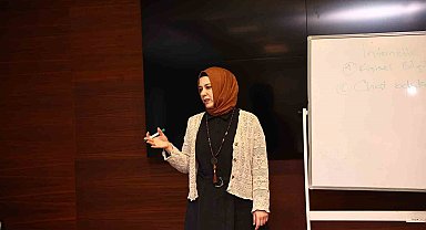 Öğrencilere yönelik "internette güvende olmak" çalışması düzenlendi