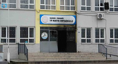 Okulda yangın çıktı, eğitime 1 gün ara verildi