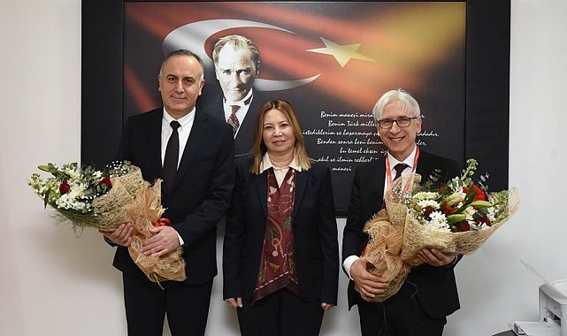 OMÜ Tıp Fakültesi Dekanlığında görev değişimi