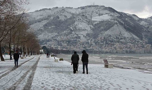 Ordu' kar yağışı etkili oluyor