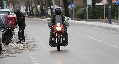 Ordu'da kar nedeniyle motosiklet ve motokuryelerin trafiğe çıkışı yasaklandı