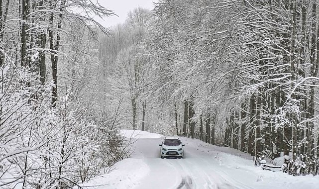 Ordu'nun Akkuş ilçesinde eğitime kar engeli