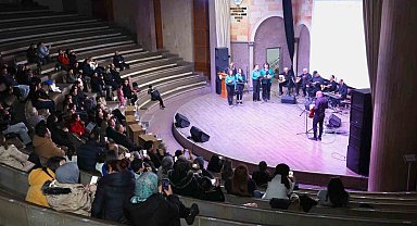 Orta Anadolu türküleri izleyiciden tam not aldı