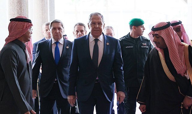 Rubio ve Lavrov'dan Suudi Arabistan'da Ukrayna toplantısı