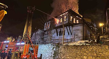 Safranbolu'da 150 yıllık tarihi konak alevlere teslim oldu