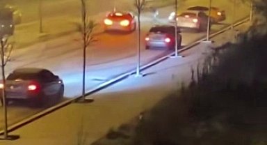 Sakarya'da kar yağışı hayatı felç etti: Kazalar peş peşe geldi, onlarca araç yollarda kaldı