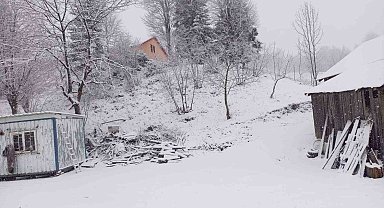 Sakarya'nın yüksek kesimleri beyaz gelinliğini yeniden giydi