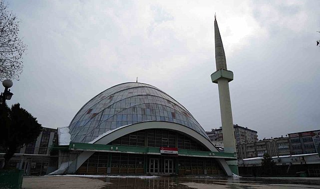 Samsun'da 25 camide hatimle teravih namazı kılınacak