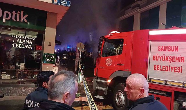 Samsun'da çiçekçi dükkanında yangın