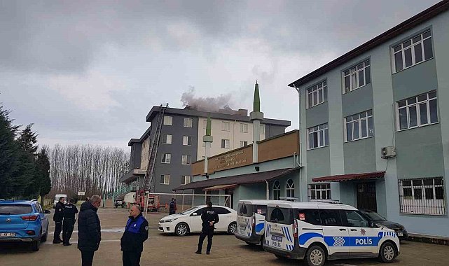Samsun'da lise pansiyonunda baca yangını