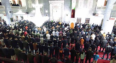 Şanlıurfa'da ilk teravih namazı kılındı