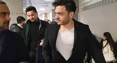 Şarkıcı İlyas Yalçıntaş'a 'hakaret' suçundan 3 bin 750 lira adli para cezası