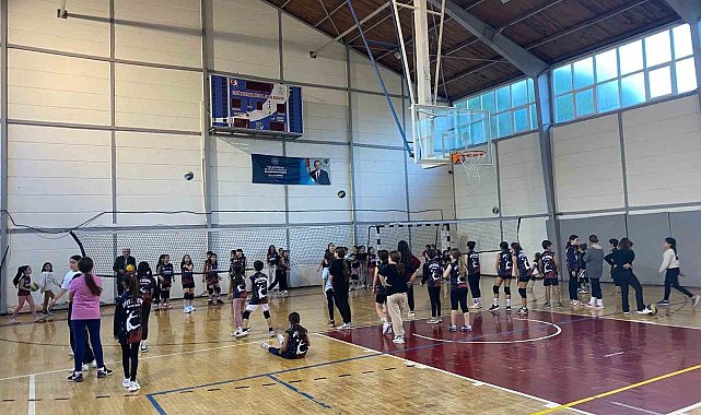 Selçuklu çocuklar kışı sporla geçiriyor