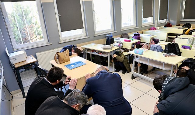 Silivri'de okullarda deprem tatbikatı