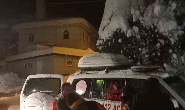 Sinop'ta ekipler 85 yaşındaki hasta için seferber oldu