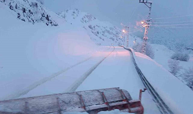 Şırnak'ta 27 köy yolu ulaşıma açıldı
