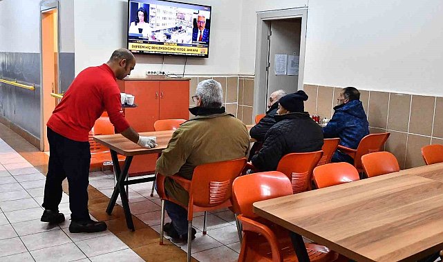 Soğuk kış günlerinde evsizlere sıcak yuva