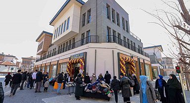 Suriçi Çarşısı açılan iş yerleriyle hareketleniyor