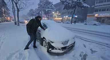 Tatvan'da 25 köy yolu kapandı