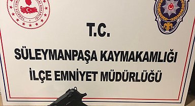 Tekirdağ'da kurusıkı tabanca ile ateş eden 2 kişi yakalandı