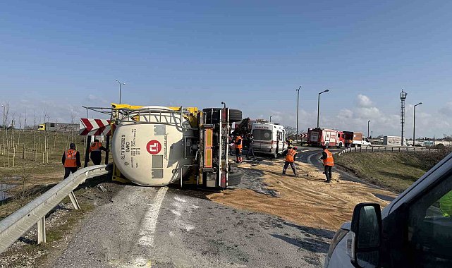 TEM'de tanker devrildi: 1 yaralı