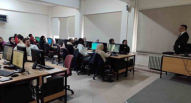 TOGÜ dijital muhasebe uygulamaları dersiyle sektörle iş birliğini güçlendiriyor