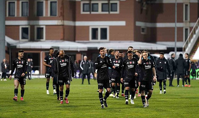 Trendyol Süper Lig: Eyüpspor: 1 - Beşiktaş: 3