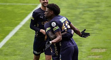 Trendyol Süper Lig: Kasımpaşa: 3 - Çaykur Rizespor: 2