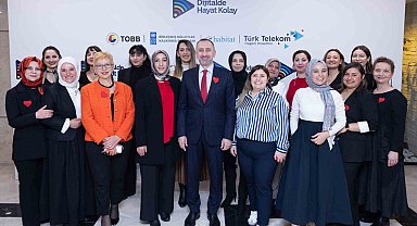 Türk Telekom'dan deprem bölgesinde "Türkiye'ye Değer" projeler