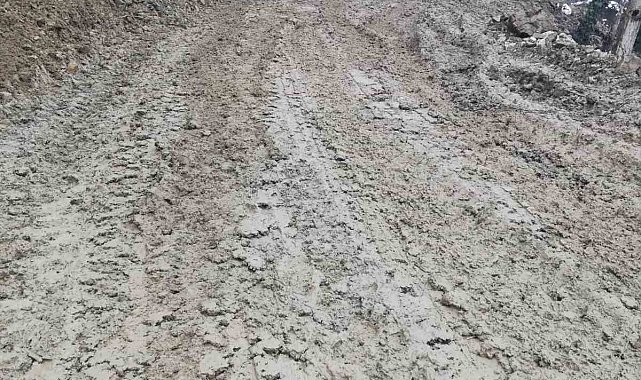 Türkeli'de heyelan nedeniyle kapanan yol ulaşıma açıldı