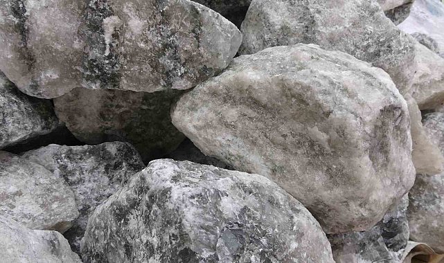 Türkiye'nin önemli tuz üretim merkezlerinden Çankırı, sadece insanların değil, hayvanların da tuz ihtiyacını karşılıyor