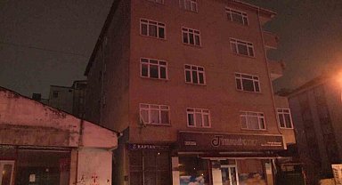 Tuzla'da yıkılma tehlikesi olan bina boşaltıldı