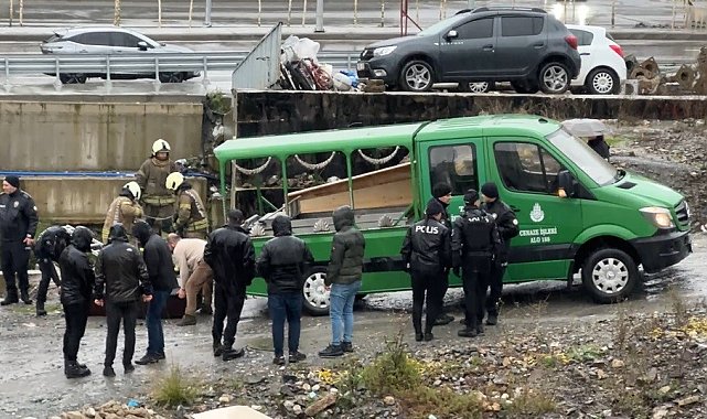 Ümraniye'de derede erkek cesedi bulundu