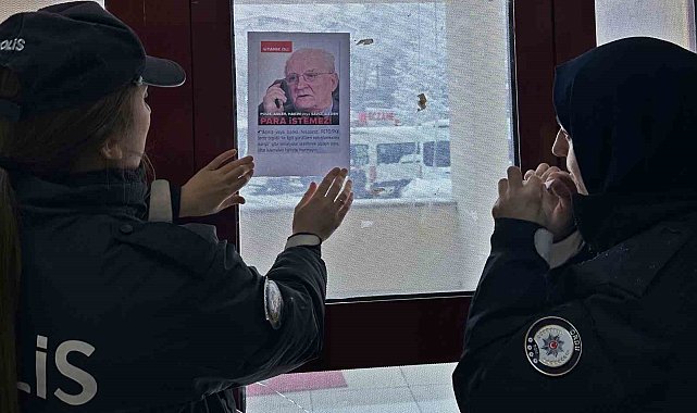 Vatandaşlar, dolandırıcılık ve trafik kurallarına karşı afişlerle bilgilendirildi