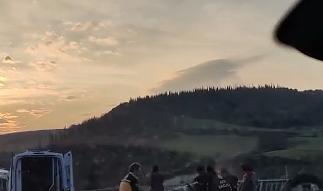 Yalova'da takla atan pikaptaki 2 kişi yaralandı