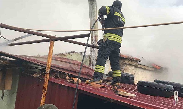 Yatağan'da korkutan ev yangını