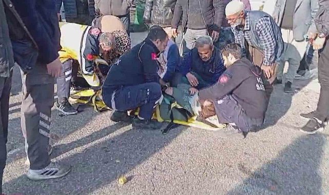 Yayaya çarpan sürücüyü darp ettiler