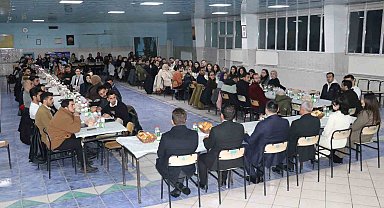 Yeni atanan öğretmenler yemekte buluştu