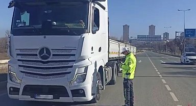 Yük taşımacılığı yapan araçların tescili düşük ama kazaları yüksek!