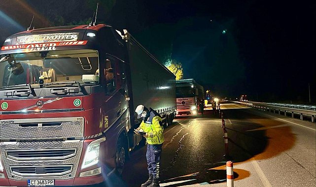 Yük ve yolcu taşımacılığı yapan araçlar denetlendi