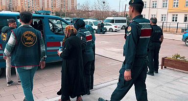 2 günlük bebeği öldürüp betona gömmüşlerdi: Firari anne ve anneanneyi JASAT yakaladı