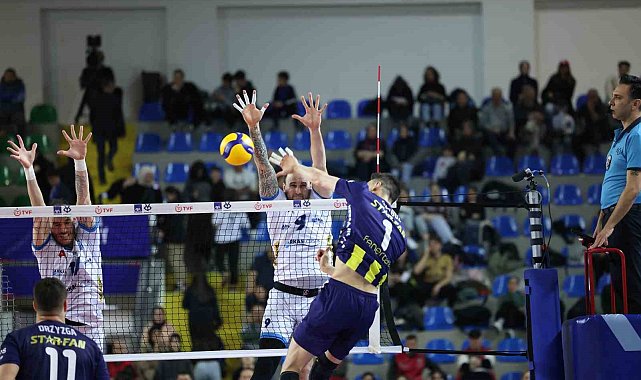 2025 Erkekler AXA Sigorta Kupa Voley: Fenerbahçe: 3 - Arkas Spor: 1